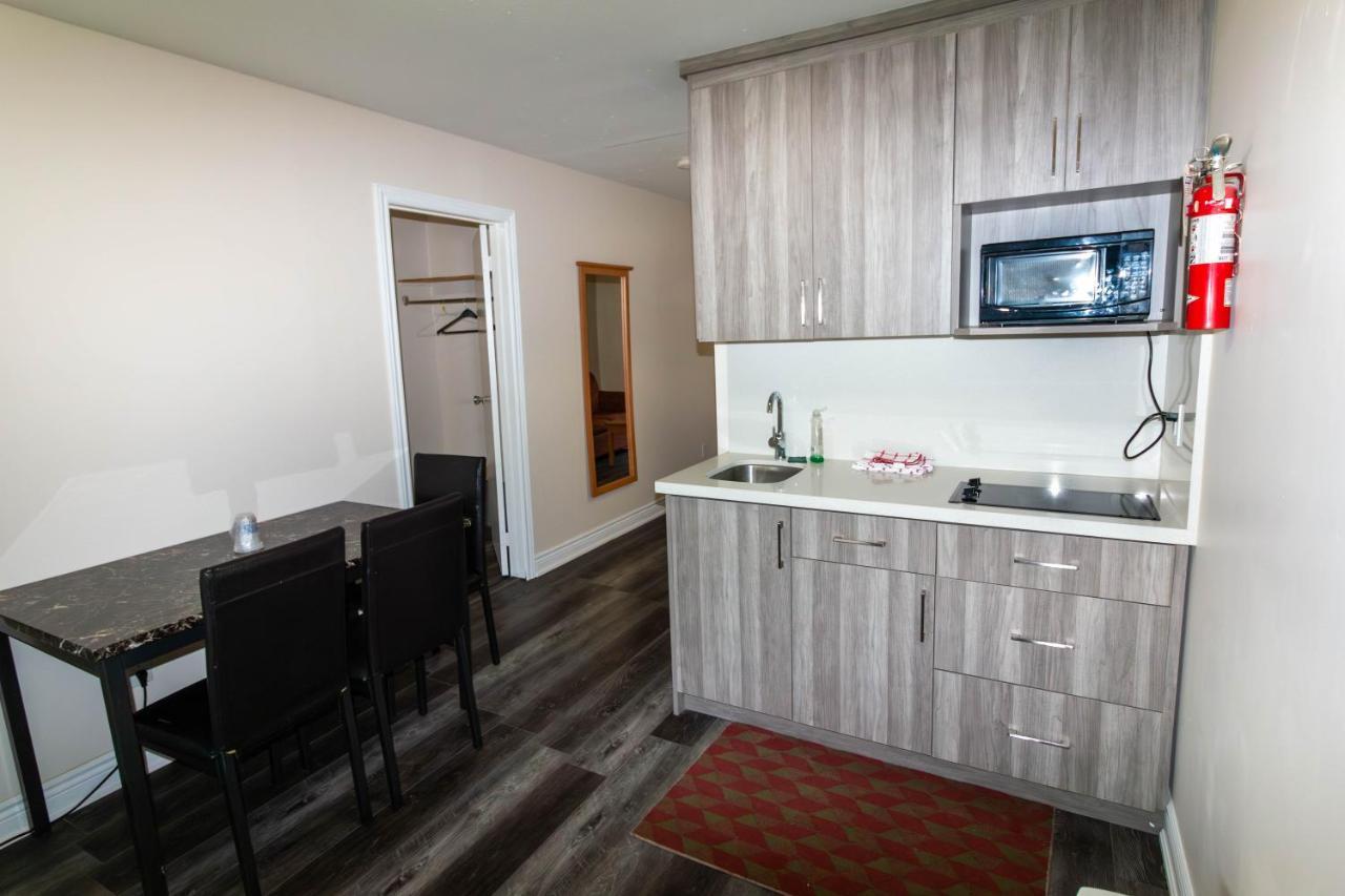Borden Inn And Suites Angus Dış mekan fotoğraf