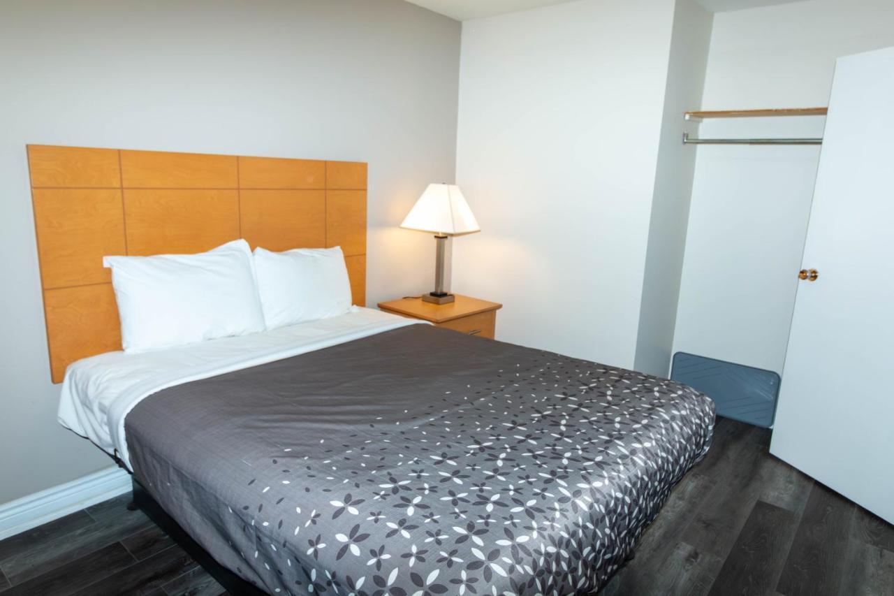 Borden Inn And Suites Angus Dış mekan fotoğraf
