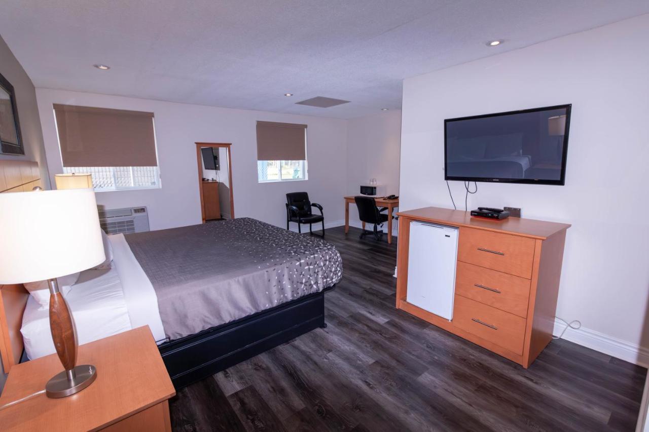Borden Inn And Suites Angus Dış mekan fotoğraf