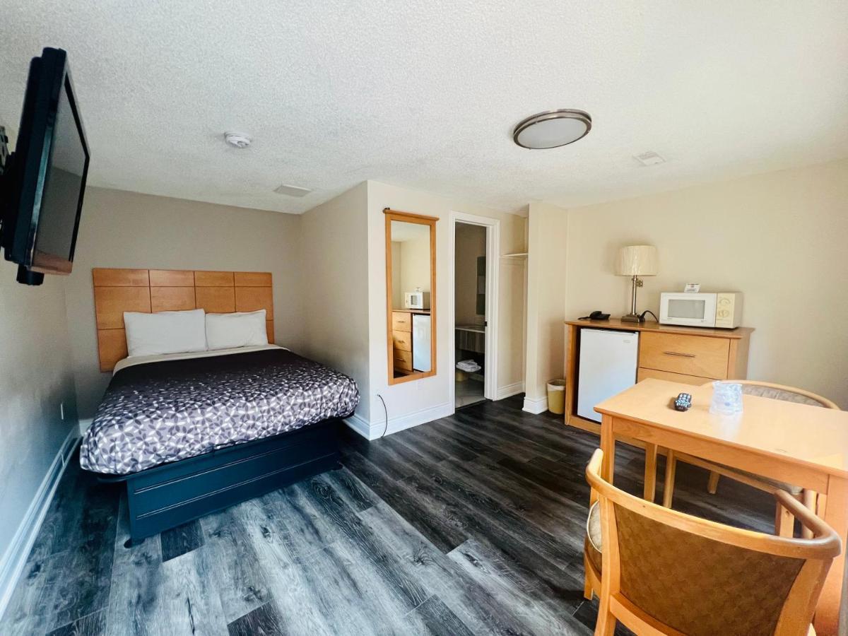 Borden Inn And Suites Angus Dış mekan fotoğraf